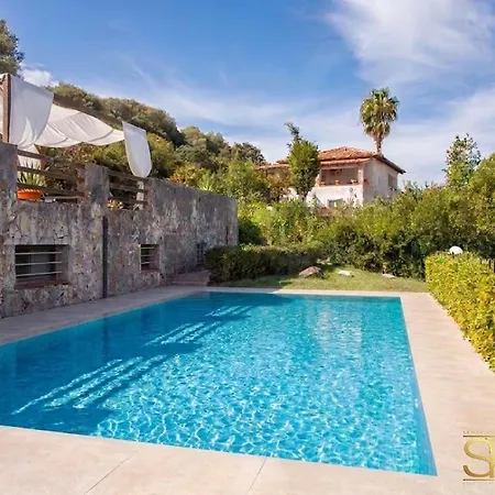 Altavista Con Piscina