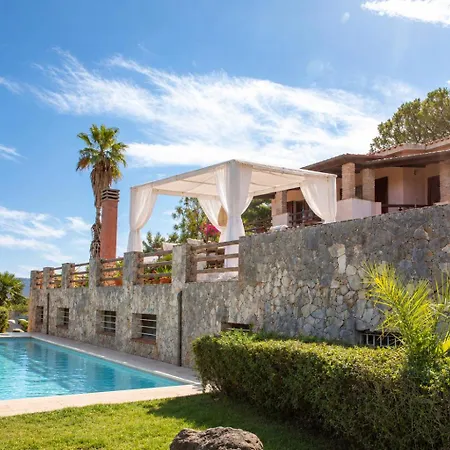 Altavista Con Piscina Alghero