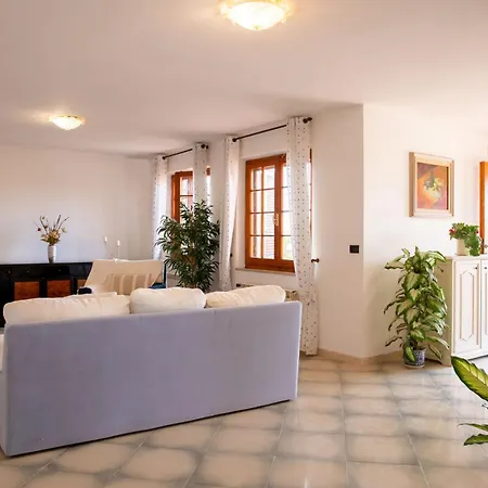 Altavista Con Piscina Alghero